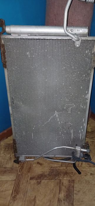 Авенсис Т25 радиатор кондиционера