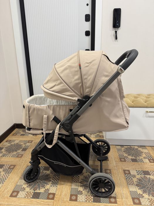 Продам коляску с люлькой