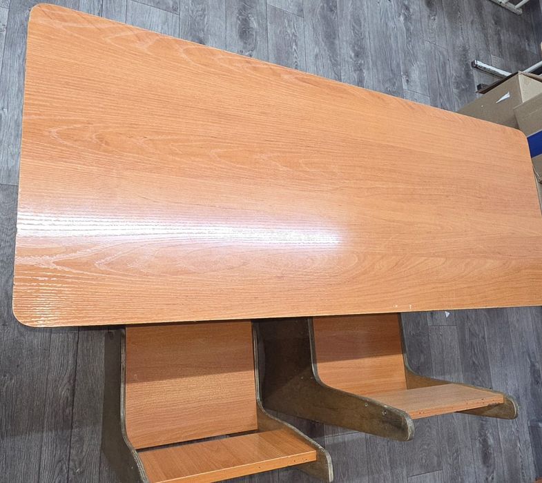 Парламент продам парты