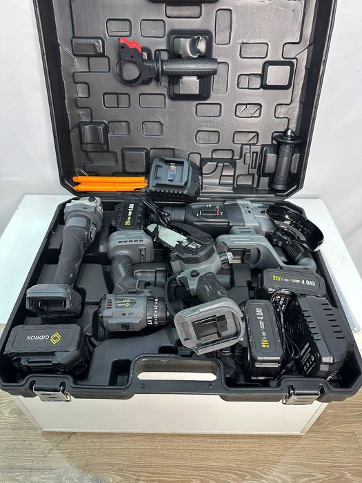 Набор инструмент 4/1 GIDROX