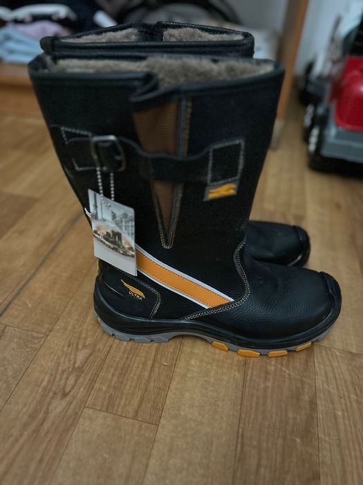 Батинки 20 мың нақты