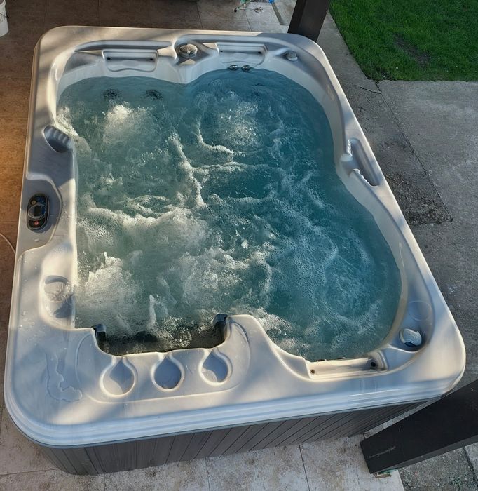 Jacuzii Cal Spas 3 locuri