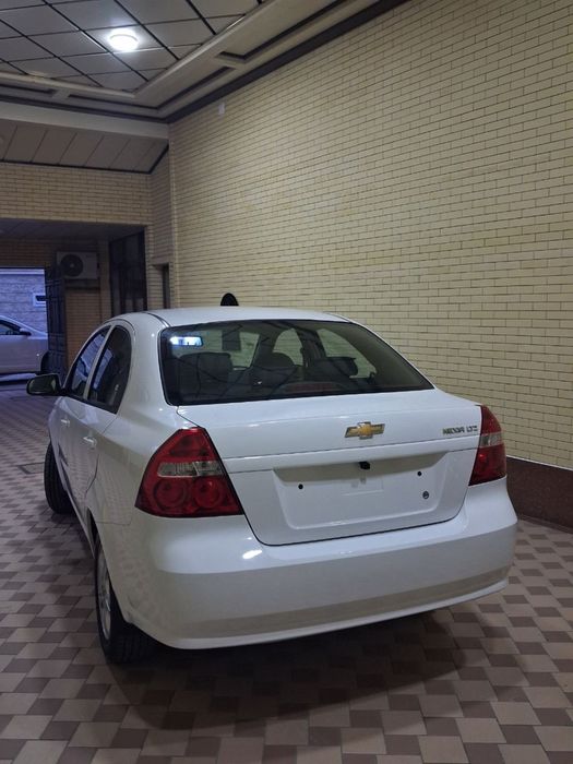 Продается Nexia 3