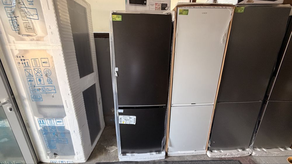Хладилник с фризер  INDESIT INK21411G4UK 301L | TOTAL NO FROST | 60/40 | КЛАС E | FRESH SPACE