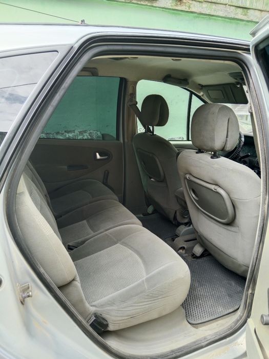 Продам Рено скеник 2002 год