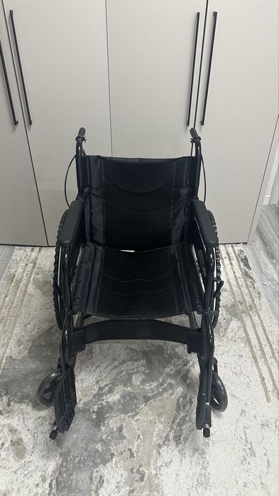 Инвалидная коляска