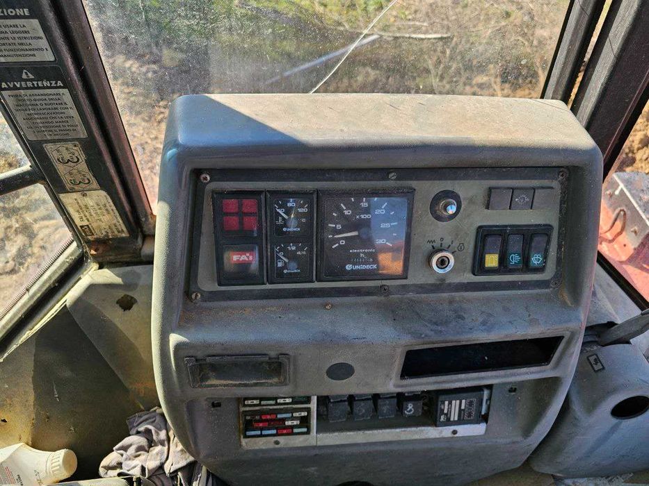 Багер, комбиниран, челен товарач FAI Komatsu Synther 894