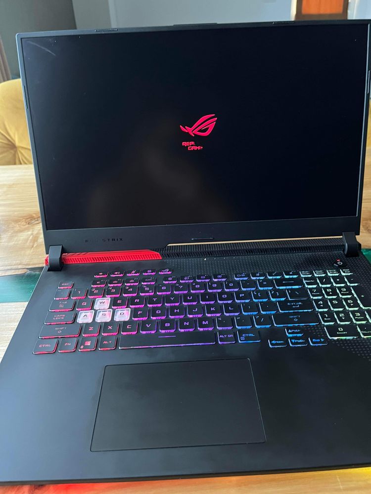 Asus Rog Strix Advantage Edition G17 Iasi • Olxro 1223