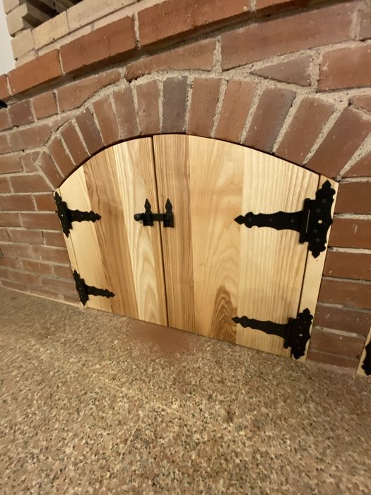 Usi de gratar lemn masiv premium la comanda