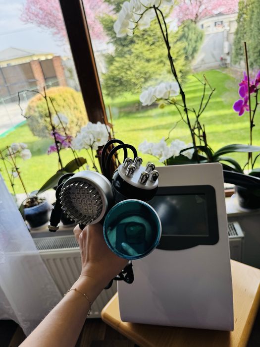 Aparat Profesional  Lipolaser Vacuum Cavitatie Radiofrecventa