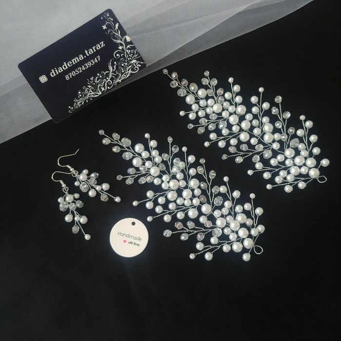 Парные веточки в прическу