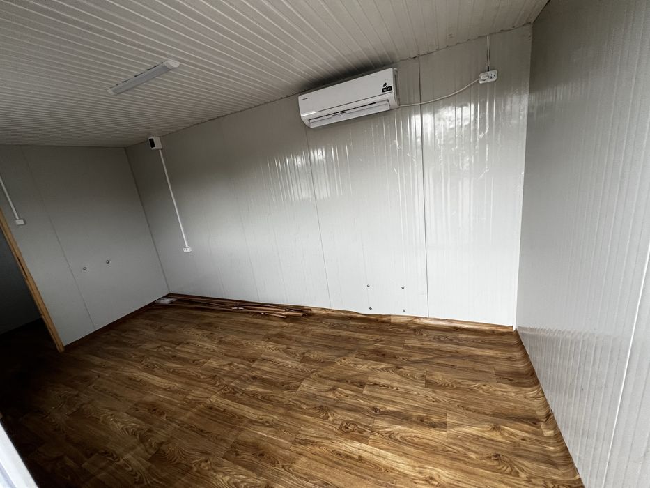 Container 6mx2,5 m cu Baie dotata
