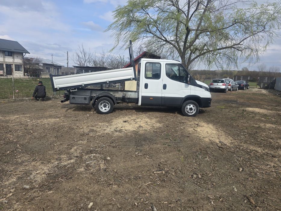 Iveco daily doka 35c14 baaculabil pe trei parti