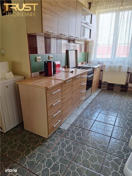 Ap 4 camere, Calea Moldovei, zona Han