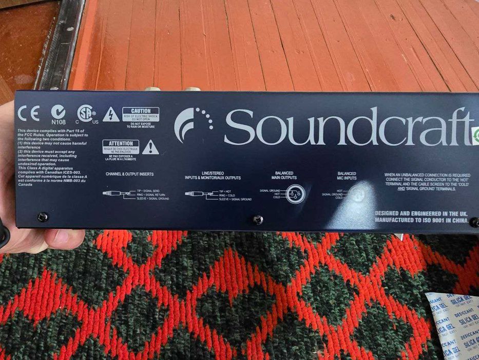 Soundcraft EPM6 mikser pulti – professional audio mikser