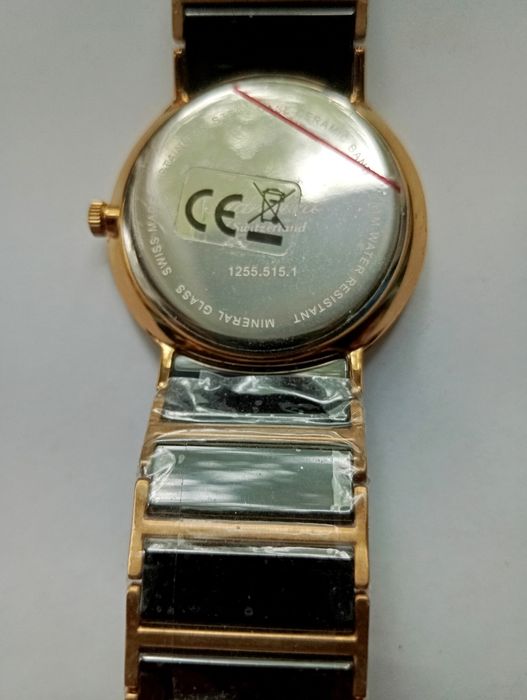 Швейцарские часы "Adriatica"