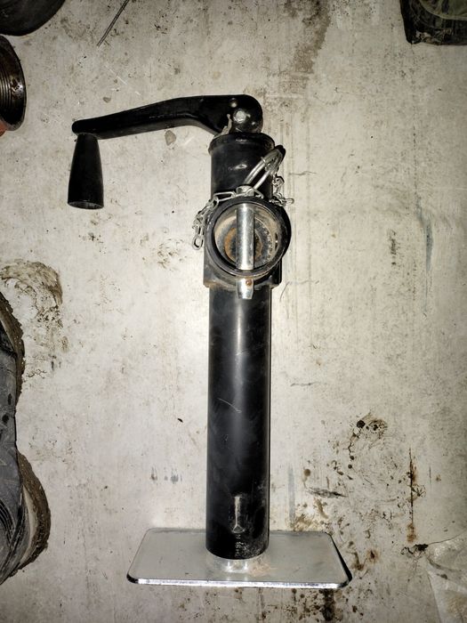 Продам реечный домкрат