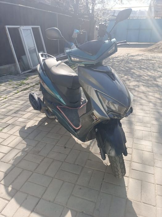 Мопед сектор м 8 про