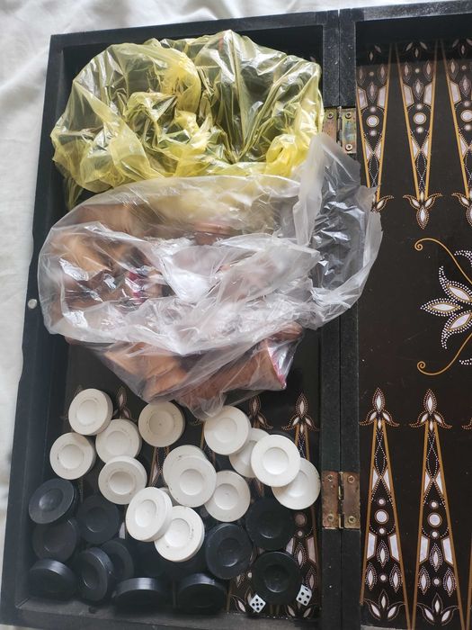 шах и табла - голям 49х47,3 см к-т фигури/пулове и шах-тефтер