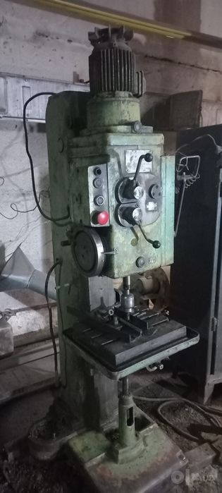 Резьбонарезной станок