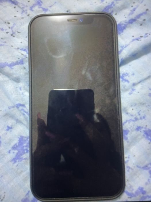 Vand Iphone 12 pt piese
