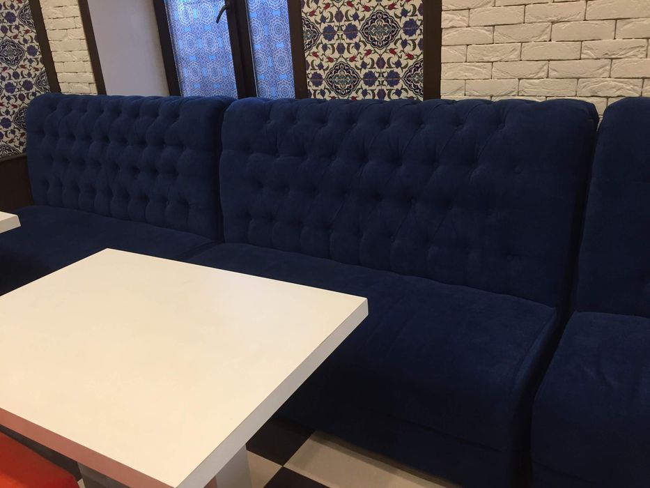 Продам диван синий