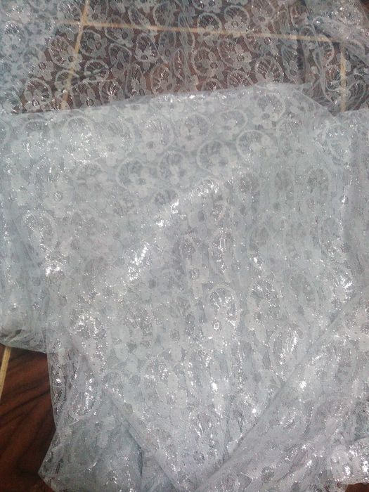 Ткань японский гипюр.Ширина 110см.Длина 3,5м. Цена 100 тысяч за все