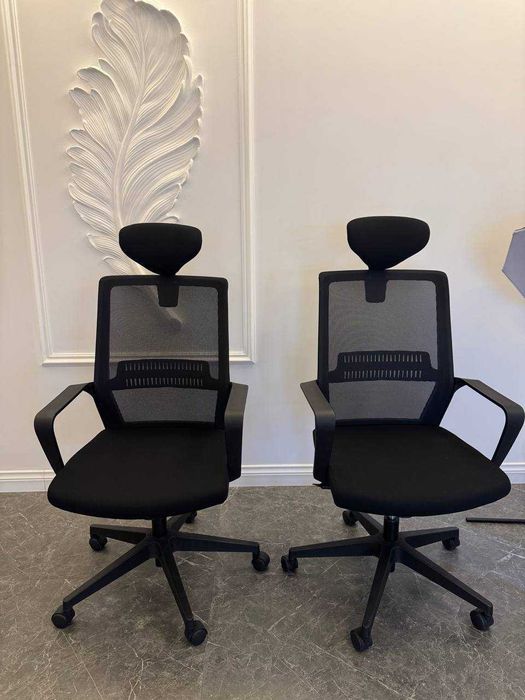 Кресло для персонала офисное, черный