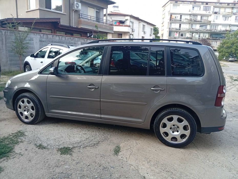 Продажба на автомобил VW Touran