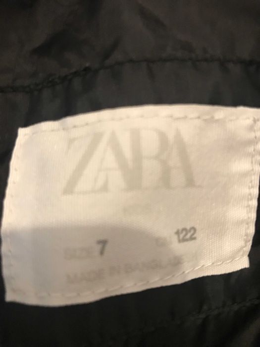Geaca Zara toamna/primavara, Marimea 122, varsta 5-7 ani