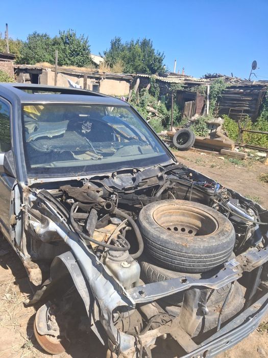 Продам мерседес 124