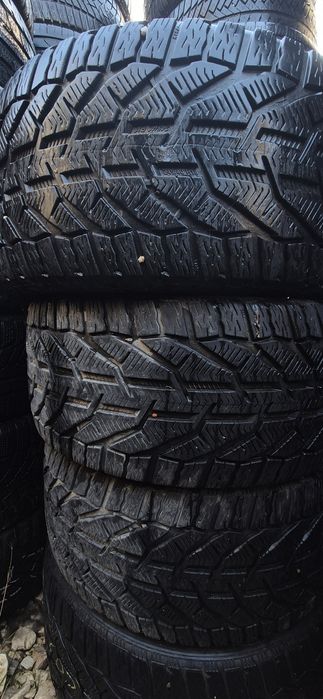 Anvelope 245/40/18 Iarna Riken