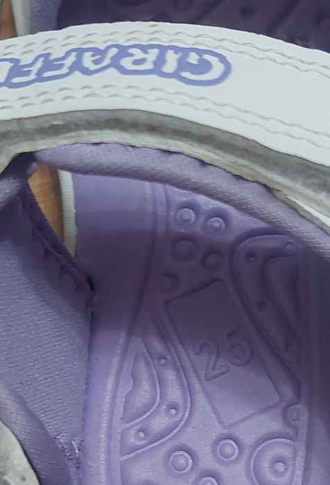 Детски светещи сандалки No 25, пантофки No 24,клинче за 6+