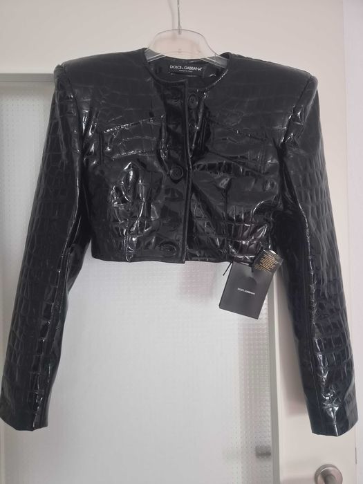 Geaca Dolce&Gabbana din lac 36