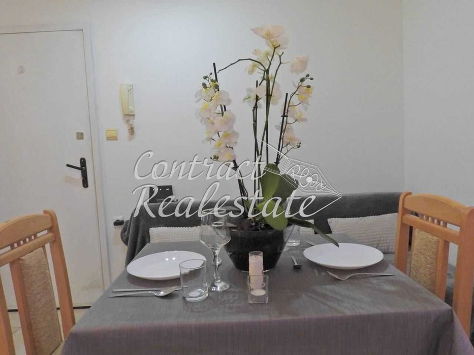 Дава се под наем Двустаен апартамент в Варна, Център - 40 кв.м за 408 € - Снимка #3