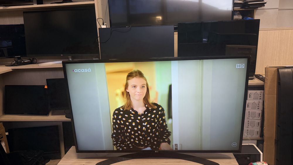 Tv LG Smart tv 4K -900 ron 130 cm