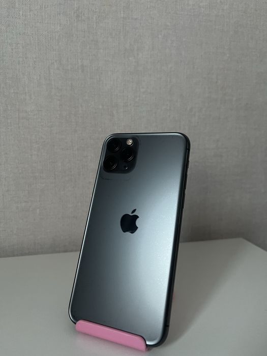 Продам iPhone 11 pro