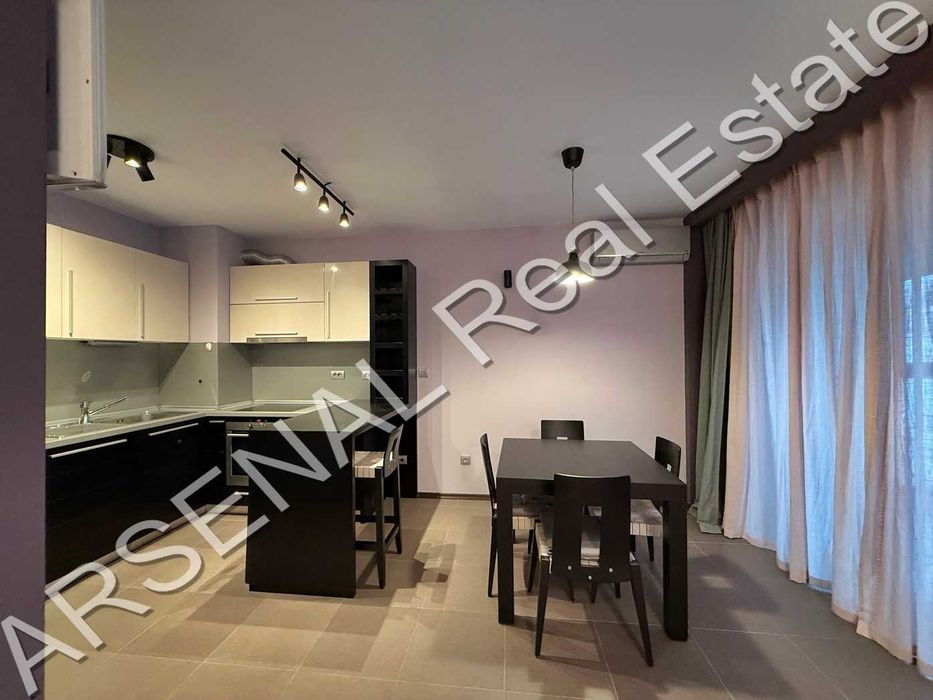 Двустаен апартамент под наем, Младост 1