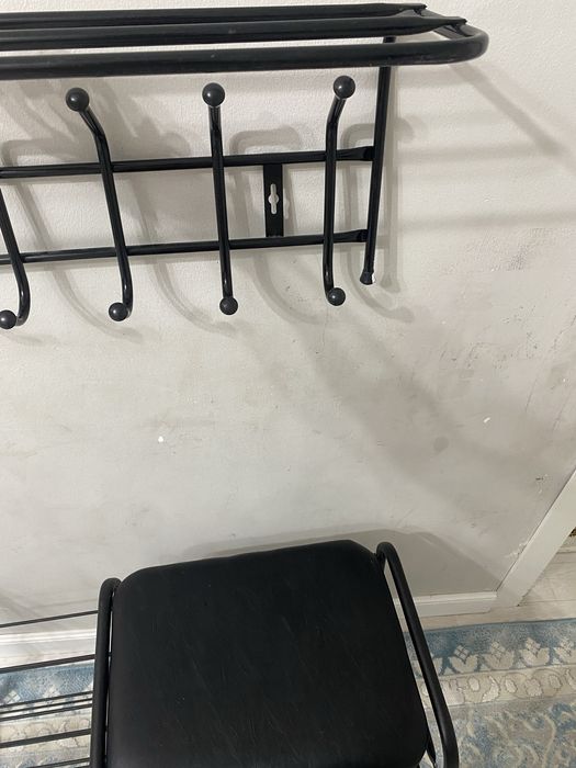 вешалка новый почти