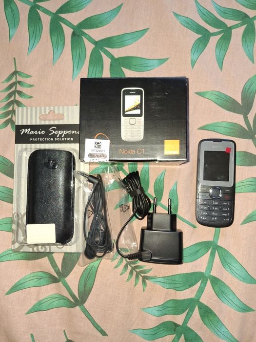 Telefon Nokia C1 nou