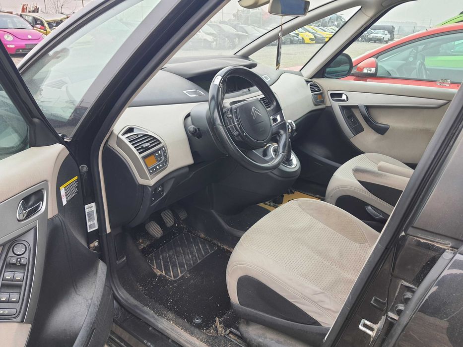 На части! Citroen C4 Picasso 1.6i