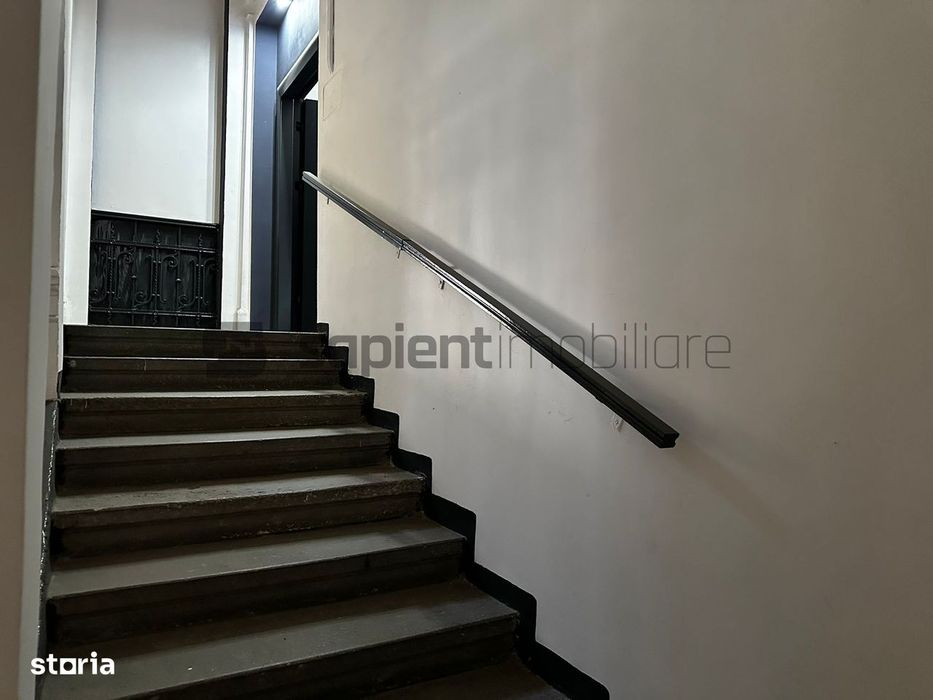 Apartament la casa cu 4 camere si acces auto, ultracentral