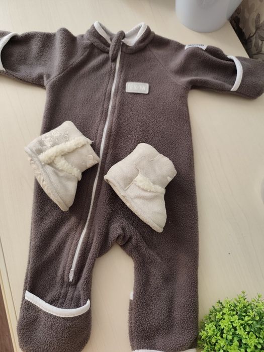 Распродажа детских вещей