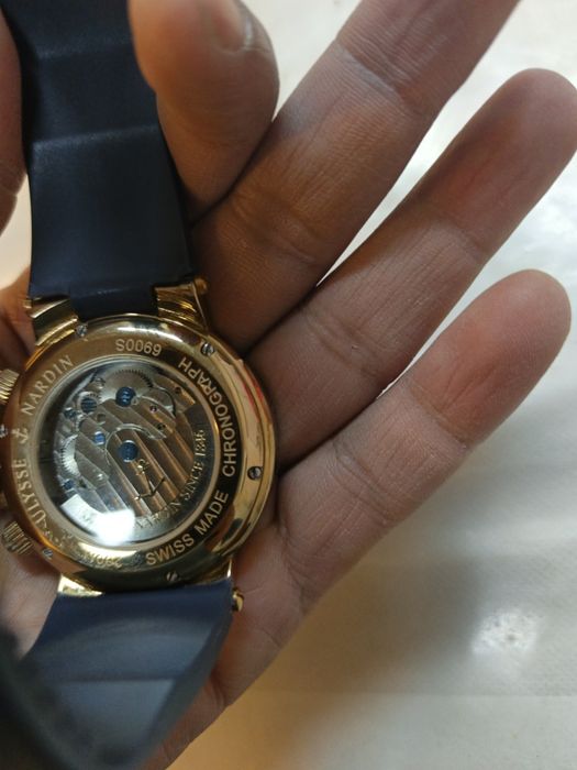 Механические часы Ulisse Nardin
Механические часы Ulisse Nardin