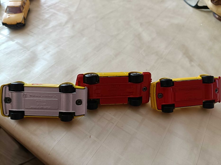 Метални колички Мачбокс