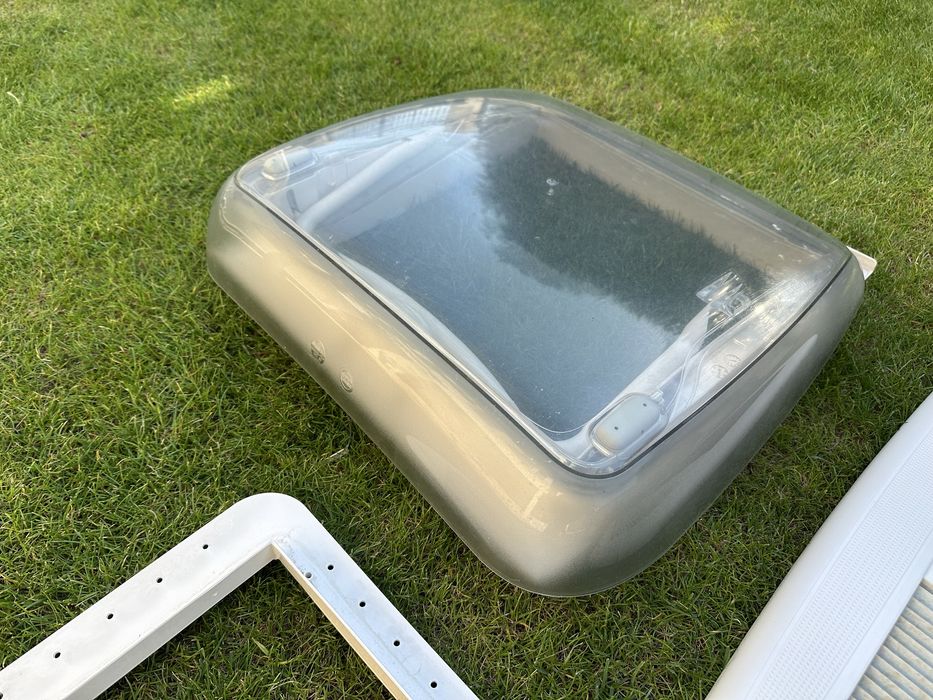 Люк Dometic mini  Heki 40/40