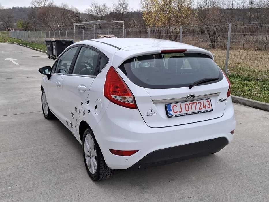 Vand Ford Fiesta Titanium 2011