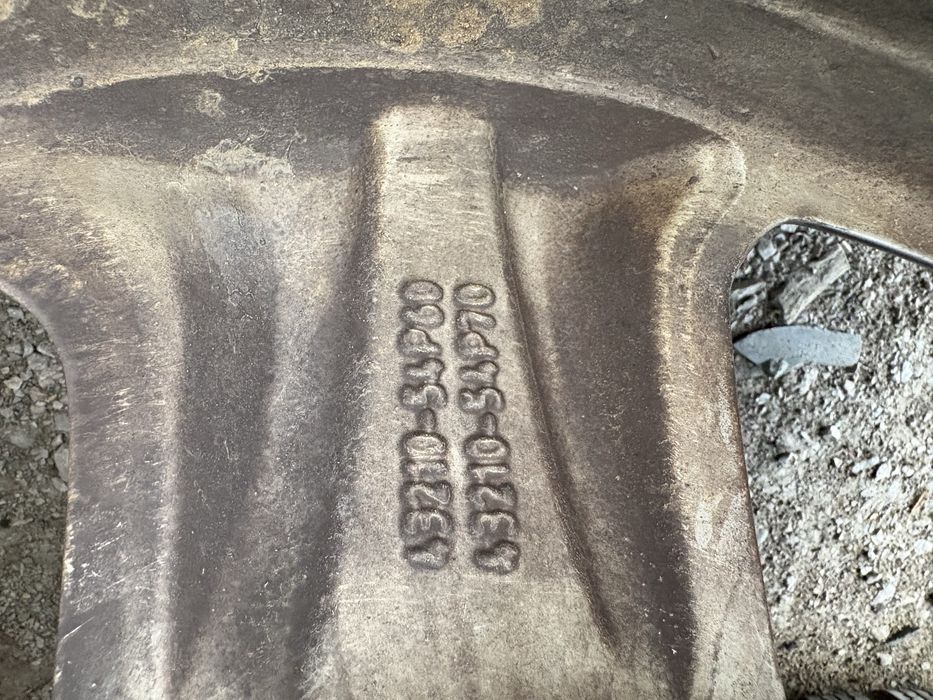 6.1/2jx17 Лети Джанти Suzuki Vitara 2015год.