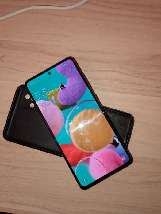 Продам самсунг а51