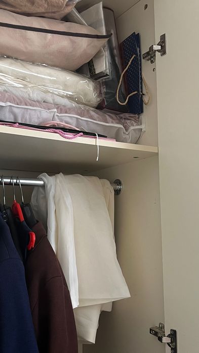 Спальный шкаф и камод